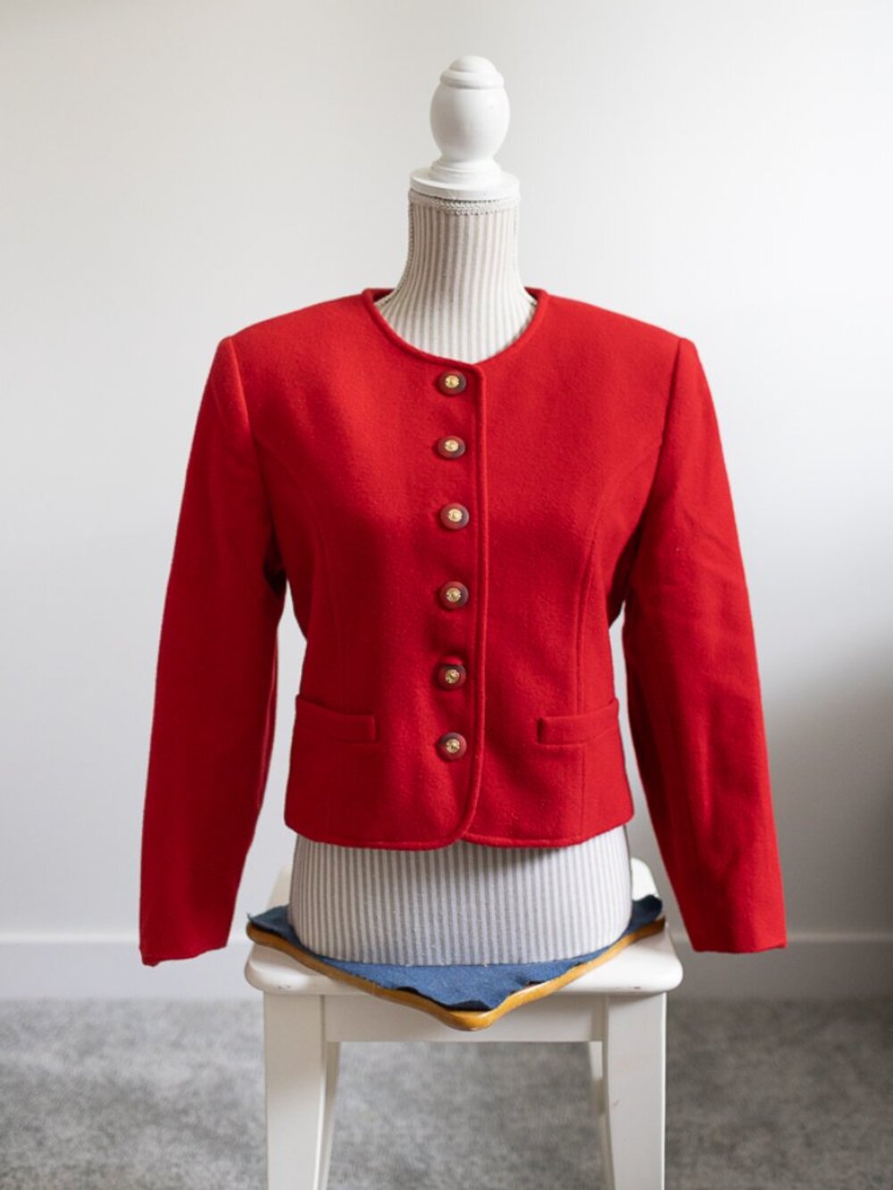 Braemar by Jeremy Scott Red Wool Cropped Blazer Petites Sz 10 Made in Canada